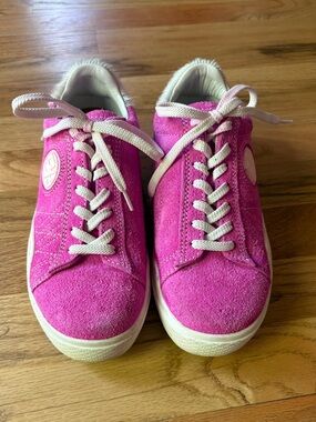 Eytys “Wave” Hot Pink Suede Low-Top Sneakers